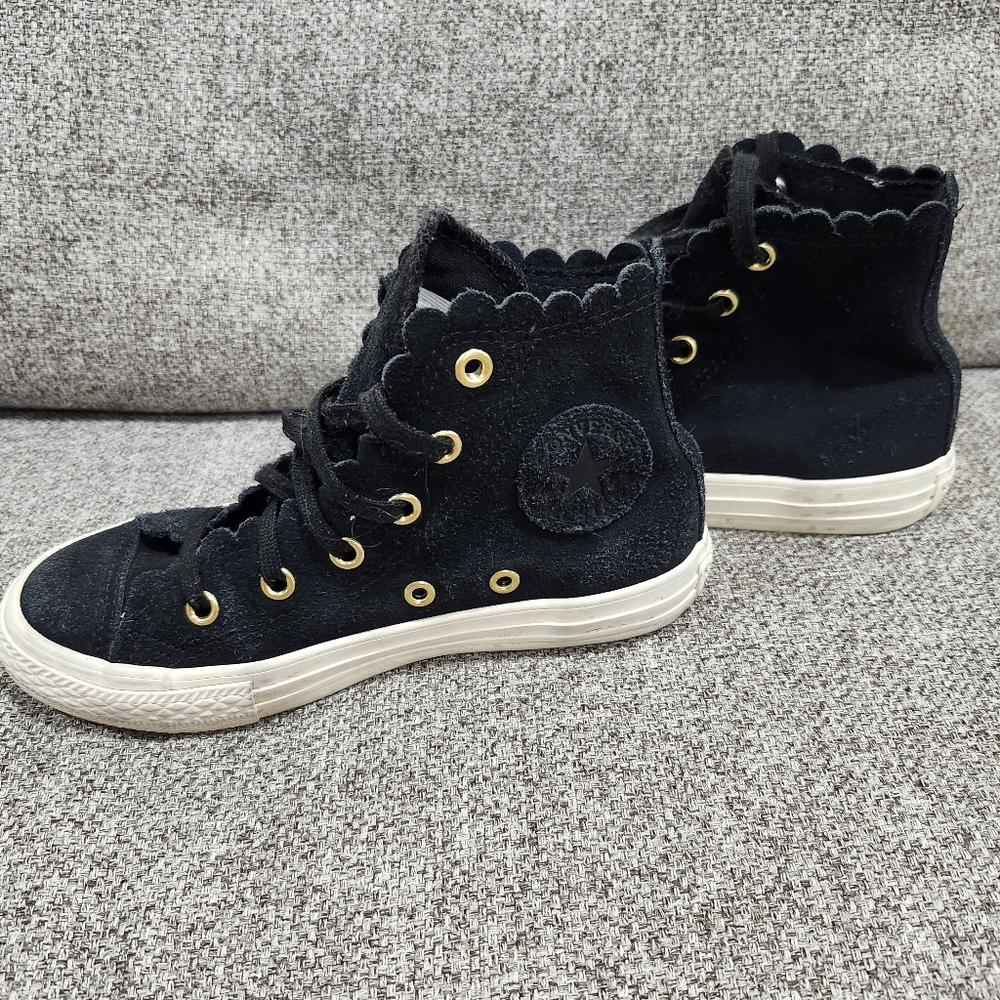Converse Girls Size 13 Black Suede